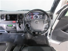 ハイエースVスーパーGL ダークP2