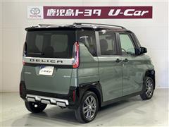 デリカミニ T プレミアム 4WD