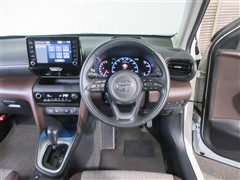 ヤリスクロス Z