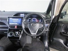 ヴォクシー HV ZS キラメキ3