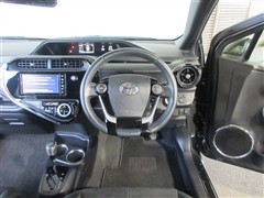 アクア G GRスポーツ