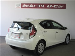 アクア S スタイルブラック