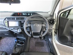 アクア S スタイルブラック