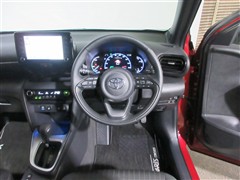 ヤリスクロス HV Z