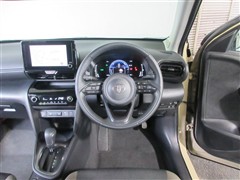 ヤリスクロス HV Z