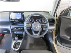 ヤリスクロス HV G