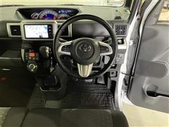 ピクシスメガ Gターボ SA3