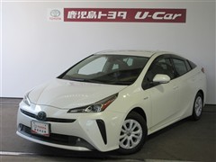 プリウス S