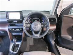 ヤリスクロス HV Z