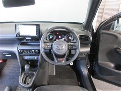 ヤリスクロス HV GR スポーツ