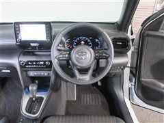 ヤリスクロス HV Z