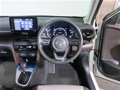 ヤリスクロス HV Z