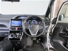 ヴォクシーHV ZS キラメキ3