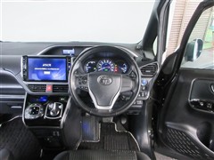 ヴォクシーHV ZS キラメキ