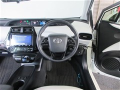 プリウス S ツーリングセレクション