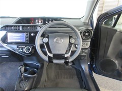 アクア S スタイルブラック