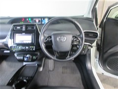 プリウス A ツーリングセレクション