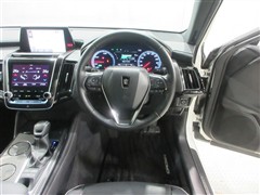 クラウン HV RS アドバンス