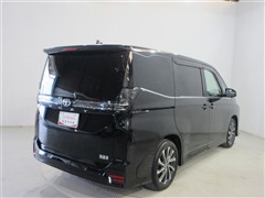 ヴォクシー HV S-Z