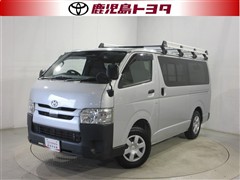 ハイエースバン DX