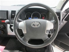 ハイエースバン DX