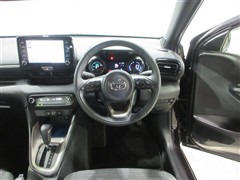 ヤリス HV Z