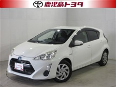 トヨタ アクア G ブラックソフトレザー
