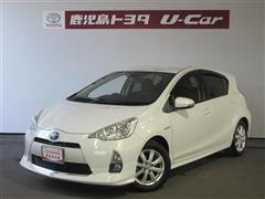 トヨタ アクア G