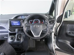 ヴォクシー ZS キラメキ