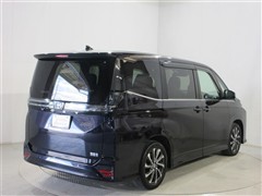ヴォクシー HV S-Z