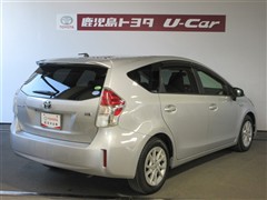 プリウスアルファ S