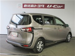 シエンタHV ファンベースG クエロ