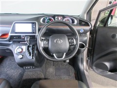 シエンタHV ファンベースG クエロ