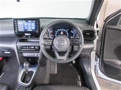 ヤリスクロス HV Z