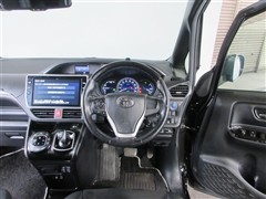 エスクァイアHV GIプレミアムBLテ