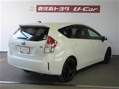 プリウスアルファ S