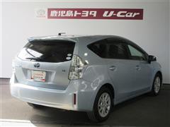 プリウスアルファ S