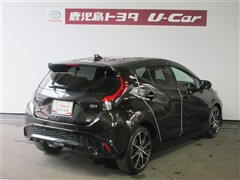 アクア GR スポーツ