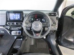 アクア GR スポーツ