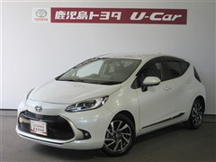 トヨタ　アクア Z