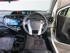 アクア G ブラックソフトレザー