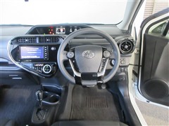 アクア S スタイルブラック