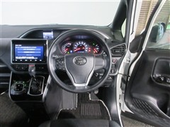 ヴォクシー ZS キラメキ3