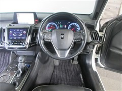 クラウン HV RS アドバンス