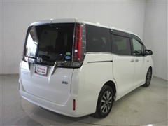 エスクァイアHV GIプレミアムBテー