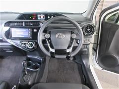 アクア S スタイルブラック