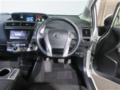 プリウスアルファ G