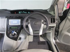 プリウス S LEDエディション