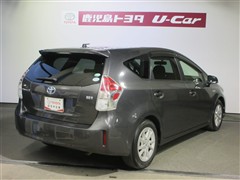 プリウスアルファ S