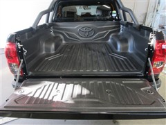 ハイラックス Z